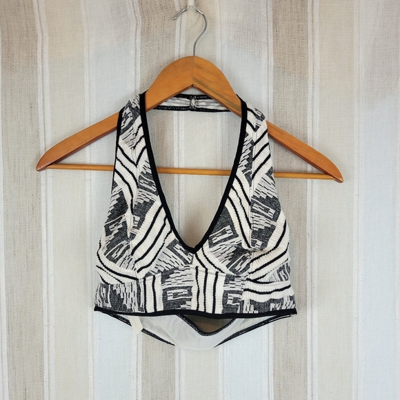 Intimately Free People Halter Bralette Bra Size Medium Black‎ White - Picture 1 of 6